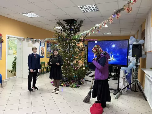 Шәтке мәктәбендә Яңа ел бәйрәме узды
