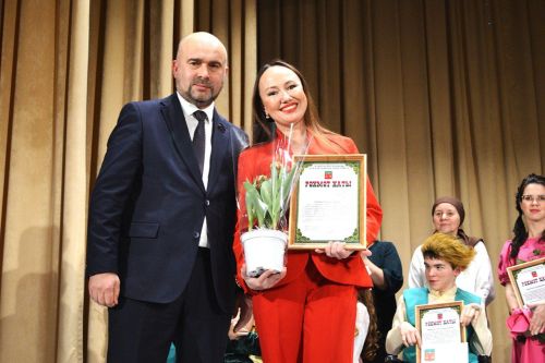 «Могҗиза» театр студиясе тарафыннан  «Алтын алма» әкияте куелды