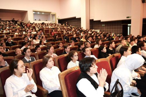 «Могҗиза» театр студиясе тарафыннан  «Алтын алма» әкияте куелды