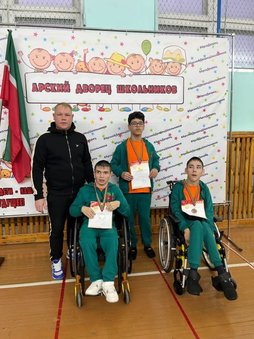 Бочча буенча ачык турнирда катнаштылар