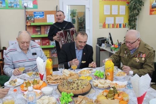 Төшләремдә һаман сугыш күрәм...