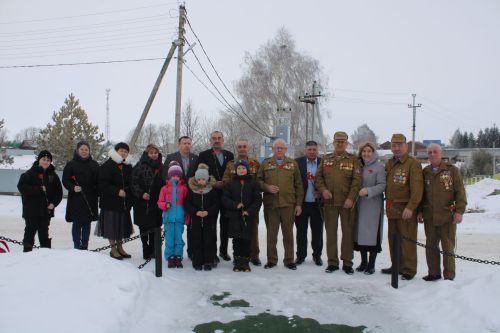 Төшләремдә һаман сугыш күрәм...