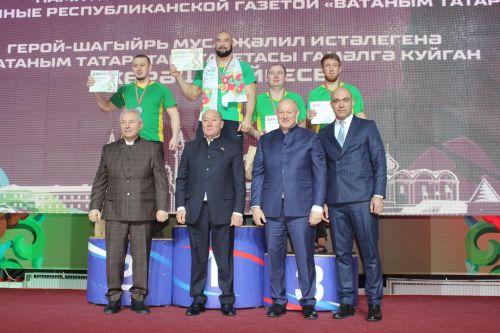 Герой - шагыйрь истәлегенә