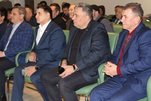 Герой - шагыйрь истәлегенә