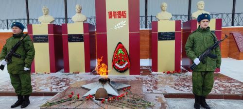 Үзәк ял паркында  Әфган сугышы һәм Совет гаскәрләренең Әфганстаннан чыгарылуына 36 ел тулу уңаеннан митинг үтте