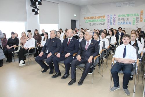 «Бердәм Россия» Бөтенроссия сәяси партиясе көне» үтте