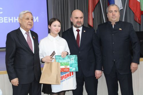 «Бердәм Россия» Бөтенроссия сәяси партиясе көне» үтте