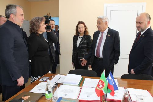 «Бердәм Россия» Бөтенроссия сәяси партиясе көне» үтте