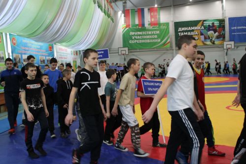 «Бердәм Россия» Бөтенроссия сәяси партиясе көне» үтте