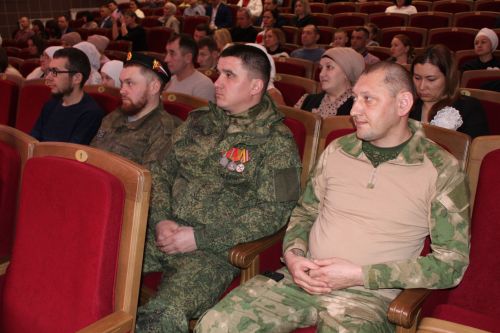 Батырлар, кыюлар бәйрәме