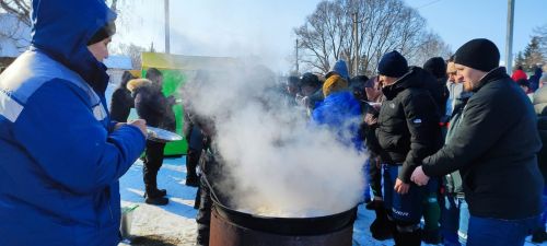 Шәтке  авылында  хоккей  ярышлары узды