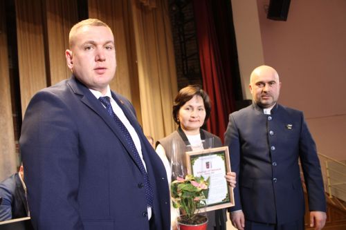 Халык җыеннары дәвам итә