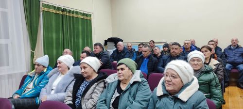 Олы  Мишә  авыл  җирлегендә  хисап  җыелышы оешкан  төстә  узды
