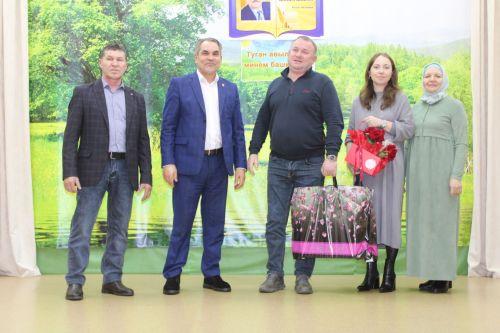 Шунда туган, шуннан илһам алган