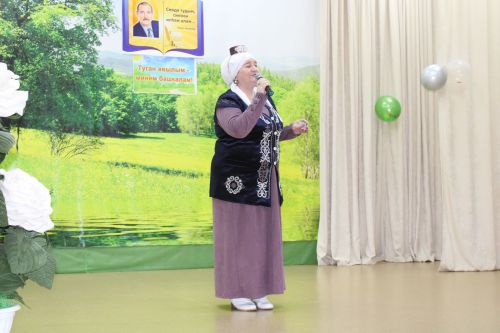 Шунда туган, шуннан илһам алган