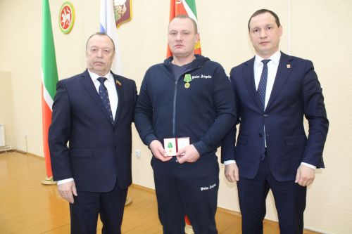 Медальләр тапшырылды