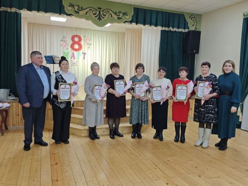 Баландыш авылы мәдәният йортында бәйрәм чарасы булып узды