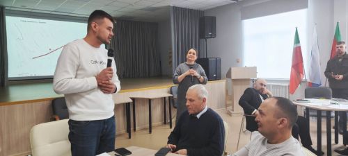 В молодежном центре «Киләчәк»  состоялось общественное обсуждение благоустройства улицы Ленина