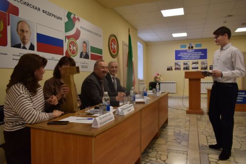 Академик Тәлгать Сираҗетдинов укулары узды