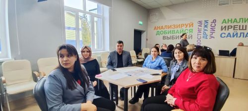 В молодежном центре «Киләчәк»  состоялось общественное обсуждение благоустройства улицы Ленина
