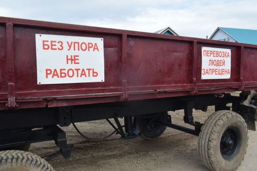 Кырлар, тургайлар дәшә…