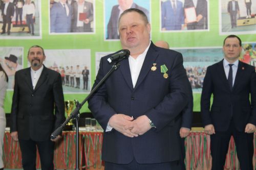 Танылган эшмәкәр, хәйрияче призына