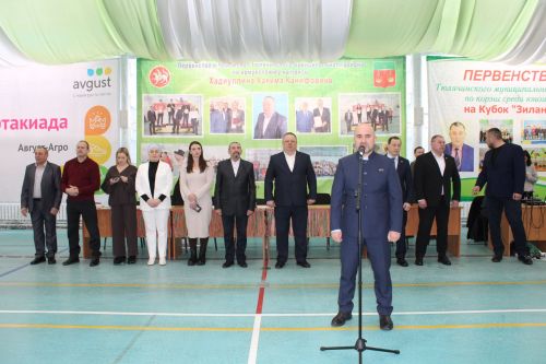 Танылган эшмәкәр, хәйрияче призына