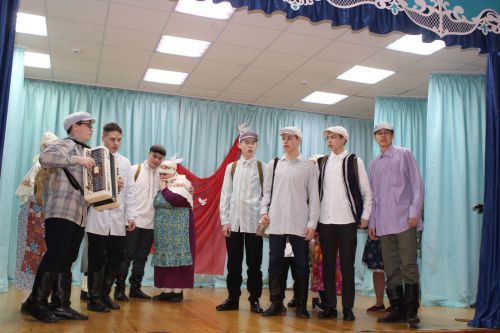 Укучылар һәм студентлар булдыра