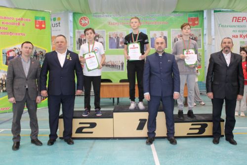 Теләче районында кул кул көрәше буенча Ачык турнир узды
