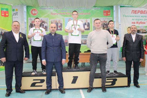 Теләче районында кул кул көрәше буенча Ачык турнир узды