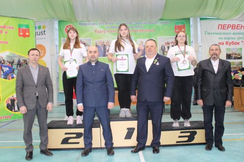 Теләче районында кул кул көрәше буенча Ачык турнир узды