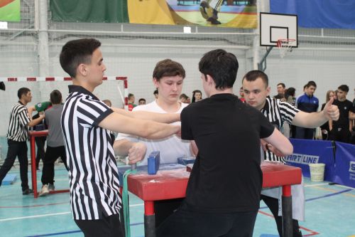 Теләче районында кул кул көрәше буенча Ачык турнир узды