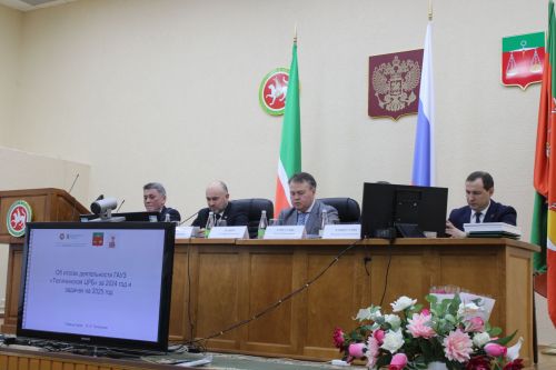 Теләчедә медицина хезмәткәрләре узган елга нәтиҗә ясады һәм бурычлар билгеләде
