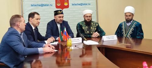 Теләчегә  Татарстан мөфтие Камил хәзрәт Сәмигуллин  килде