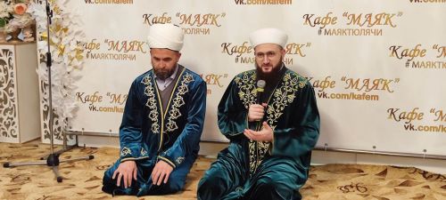 Теләчегә  Татарстан мөфтие Камил хәзрәт Сәмигуллин  килде