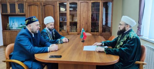 Теләчегә  Татарстан мөфтие Камил хәзрәт Сәмигуллин  килде
