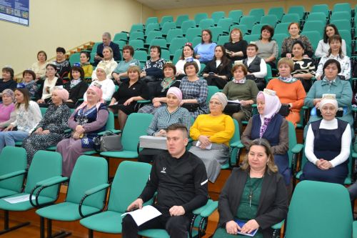 Районда Бөтендөнья татар конгрессы җирле бүлеге утырышы узды