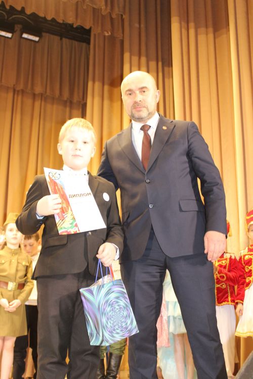 Балалар һәм яшьләр концерт куйды