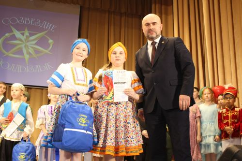 Балалар һәм яшьләр концерт куйды