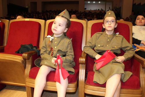 Балалар һәм яшьләр концерт куйды