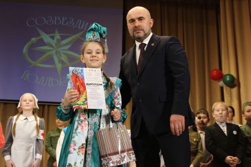 Балалар һәм яшьләр концерт куйды