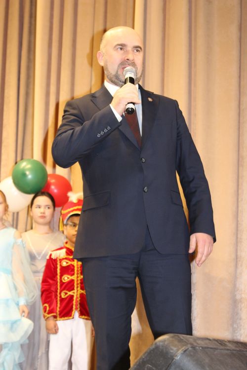 Балалар һәм яшьләр концерт куйды