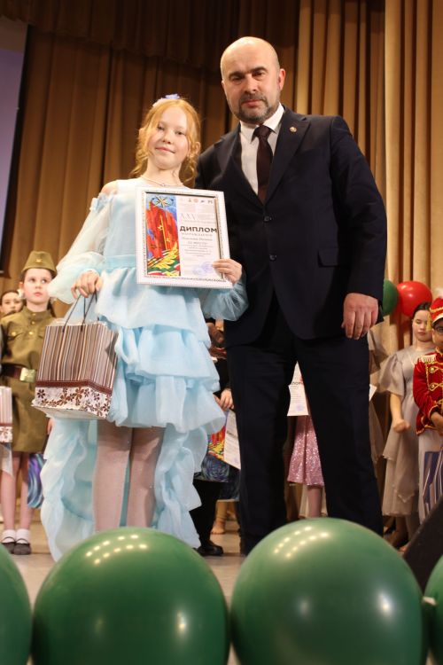 Балалар һәм яшьләр концерт куйды