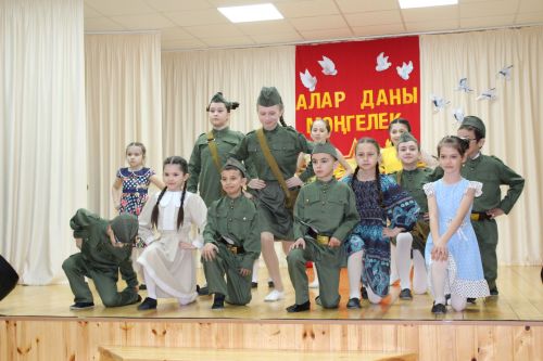 Гала- концертта очрашырбыз