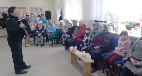 Казаклар авыл клубында «Карга боткасы» бәйрәме узды