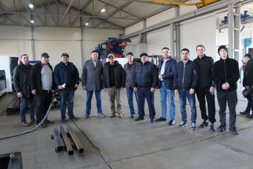 Мең тапкыр ишеткәнче, бер тапкыр күрү хәерлерәк