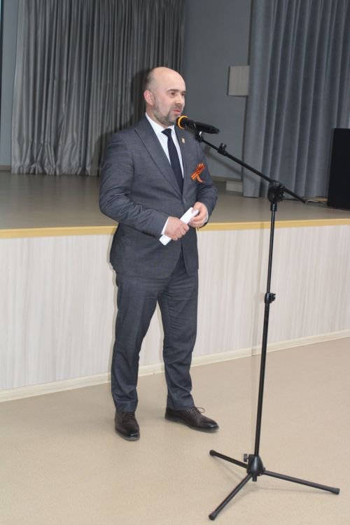 Бездә төшерелүе белән кадерле