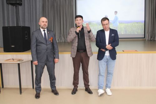 Бездә төшерелүе белән кадерле