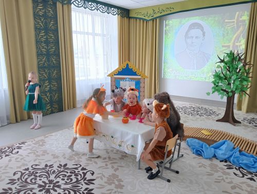 Тукай туган көн уңаеннан