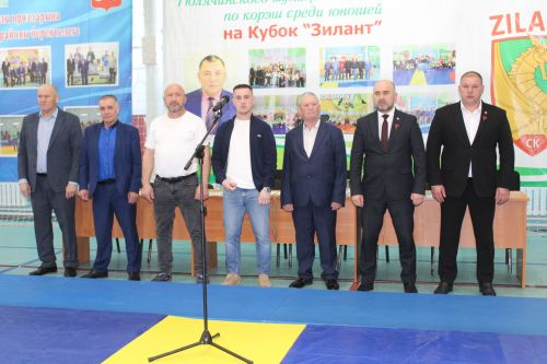 Камалиевлар гаиләсе ярыш үткәрә